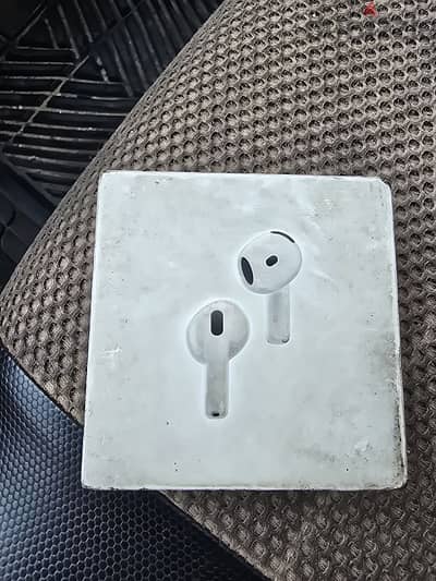 Apple Airpods 4 with active noise cancellation