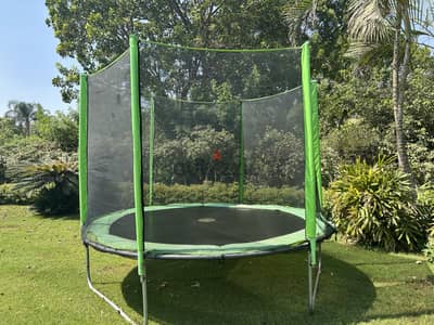 Trampoline in perfect condition