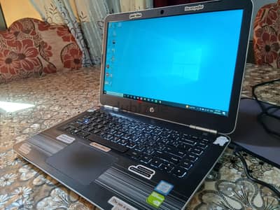 للبيع لابتوب HP Pavilion بحاله ممتازه-مواصفات قويه