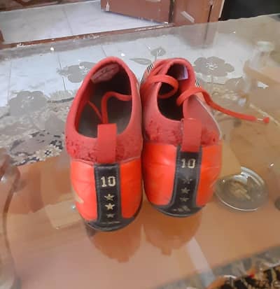 استارز  Adidas  مستعمل حاله جيده مقاس 40 /41