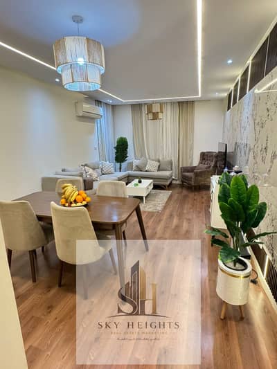 Furnished apartment for rent in Al-Rehab, New Phase 7. Area: 131 sqm, 3 bedrooms, 2 bathrooms, third floor, elevator.