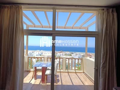 Luxury 2BR Penthouse with Private Roof, Jacuzzi & Panoramic Sea View
