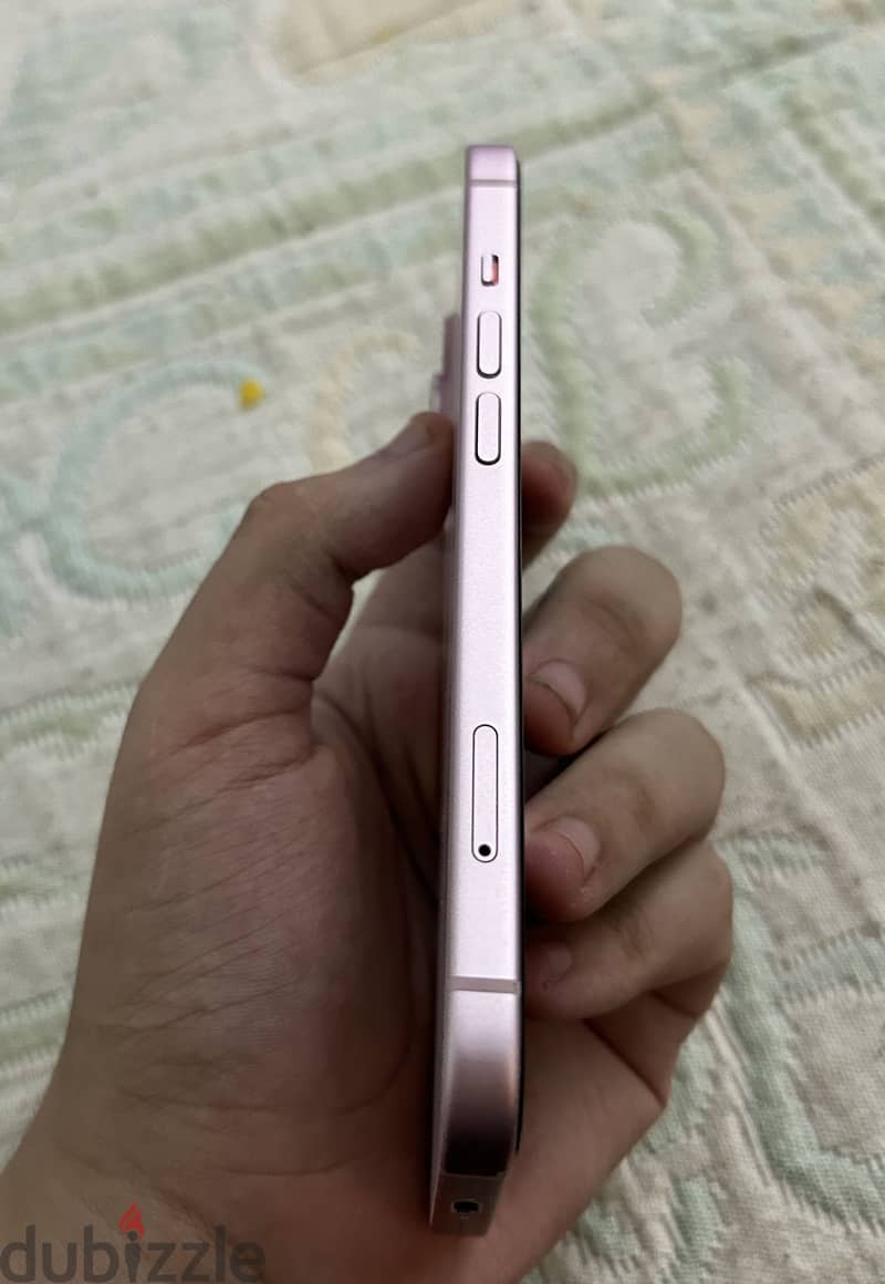 iPhone 15. Pink 2