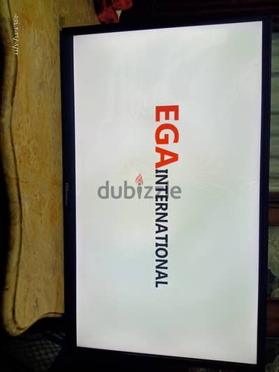 شاشه EGA 32