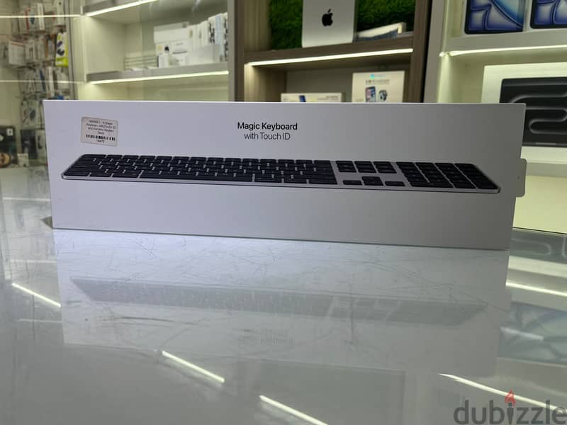 Apple Magic Keyboard | USB-C | Touch ID | Numeric | White/Black 1