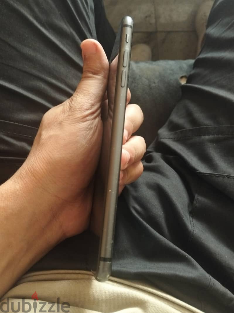آبل - آيفون 8 بلس 6