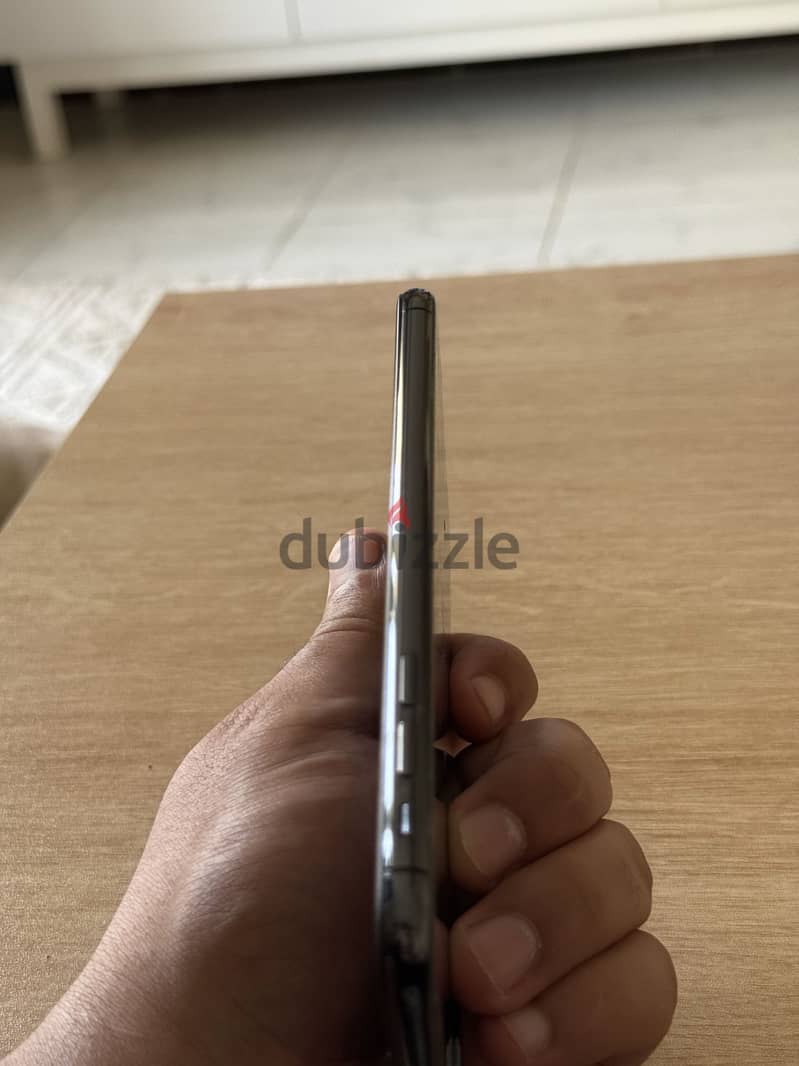 Apple - iPhone XS Max 6