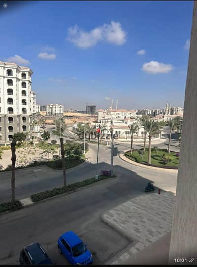 شقة للايجار قانون فى كمبوند سيليا العاصمه الاداريه الجديده 165متر 3غرف نوم و3حمام منهم حمام ماستر كاملة المرافق نت غاز كهربا أول سكن تشطيب سوبر لوكس