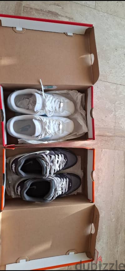 Nike shoes never worn