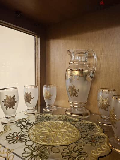 طقم كاسات مع الشفشق كريستال بوهيمي فرنساوي هاند ميد Golden plated