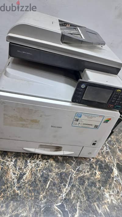 ماكينة تصورير بحالة ممتازة كاسر زيرو