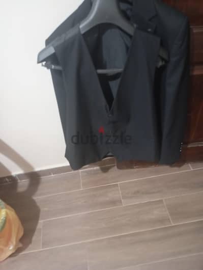 بدله رجالي مقاس ٥٦ ممتازه