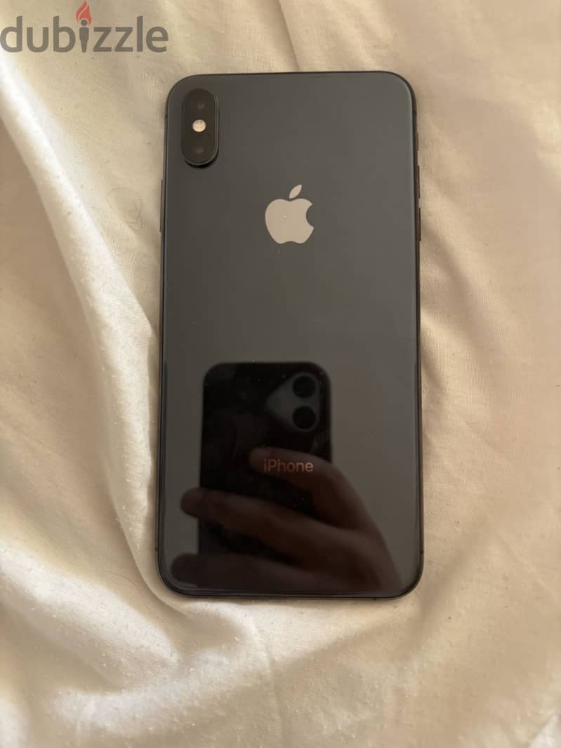 Apple - iPhone XS Max 2