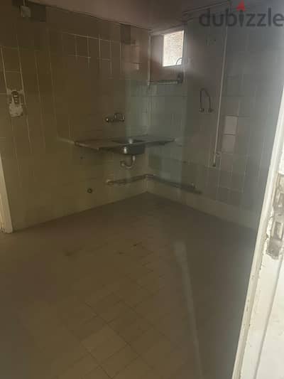 معروض للبيع