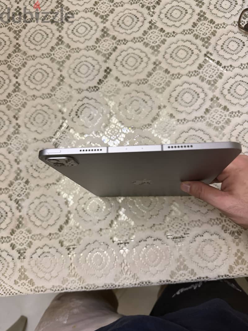Ipad pro 4th generation 1