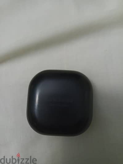 galaxy buds Pro  علبة السماعة