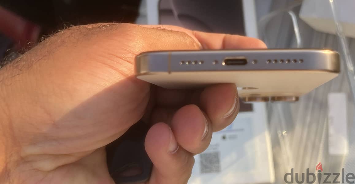 Apple - iPhone 16 Pro Max 6