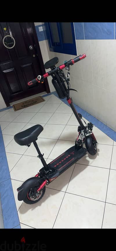 Electric scooter