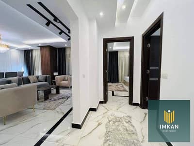 في ريجينتس سكوير شقة للبيع برايم فيو و تشطيب سوبر لوكس في التجمع الخامس القاهرة بمقدم 900الف جنية