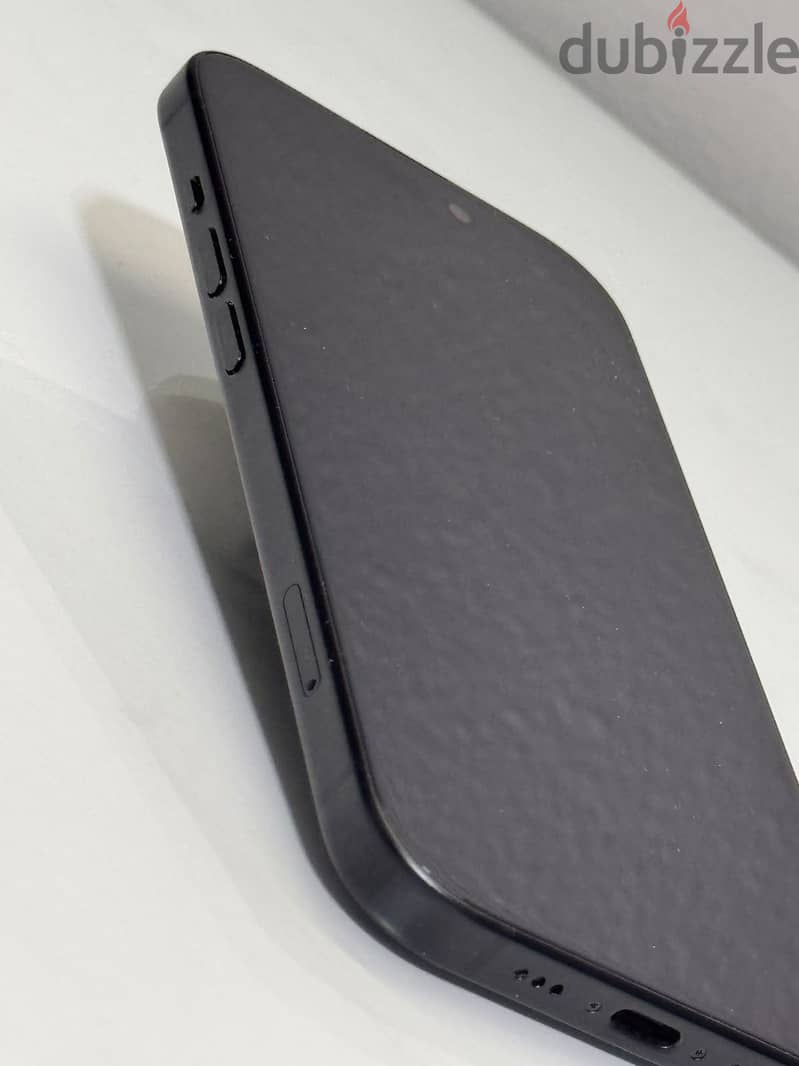 Apple - iPhone 15 6