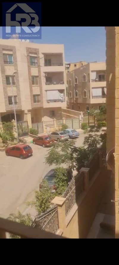 شقة مميزة للبيع في جاردينيا 3، موقع ممتاز وعمارة ناصية  فى التجمع الخامس