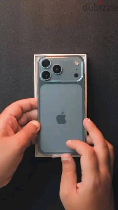 آبل - آيفون 17 برو ماكس