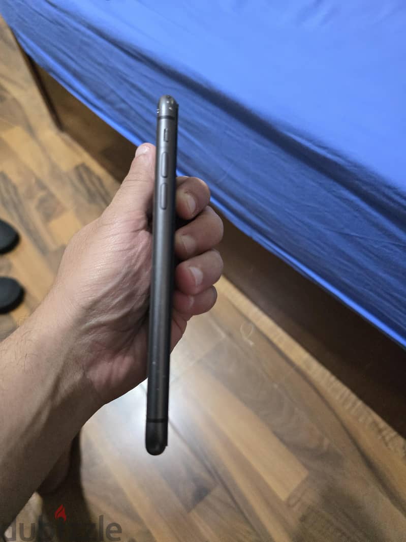 Apple - iPhone 11 2