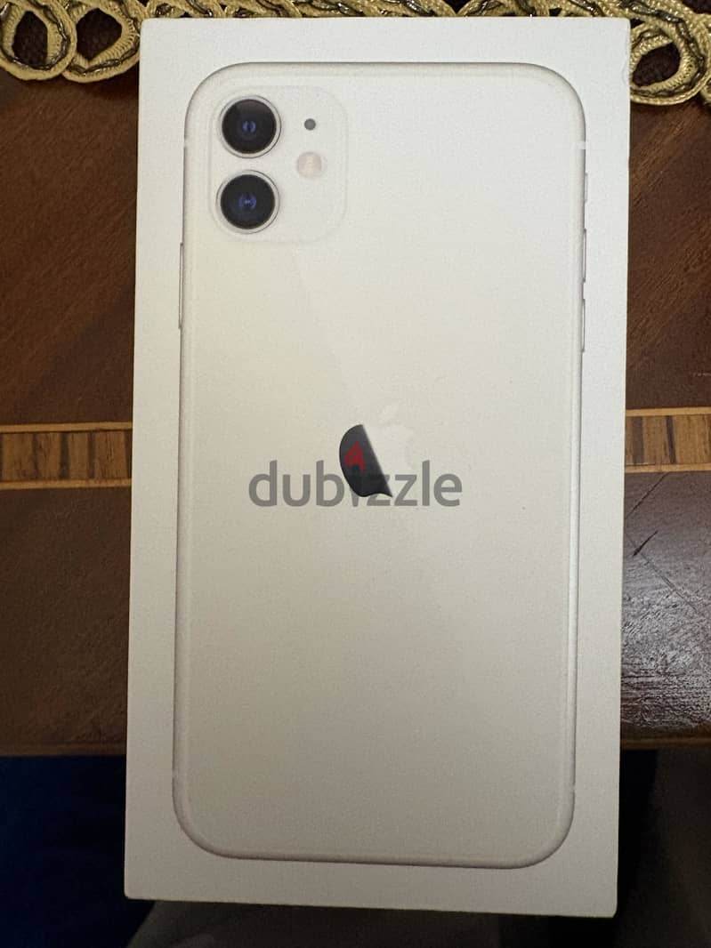 Apple - iPhone 11 8