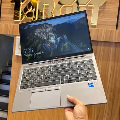 HP ZBOOK FIREFLY G8 l Core i7 1185G7  l Ram 16l Nvidia Quadro T500 4GB