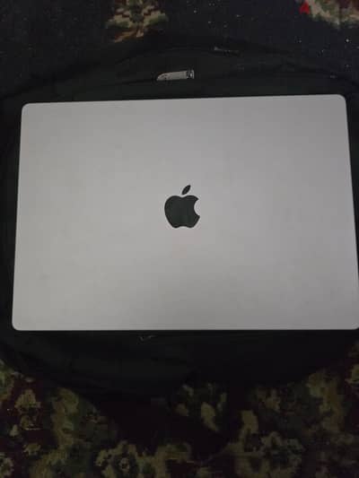MacBook 2021