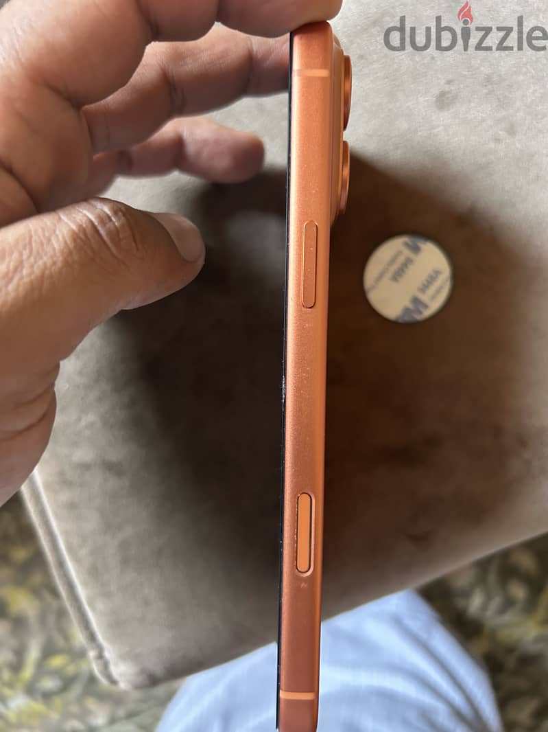 Apple - iPhone 17 Pro Max 3