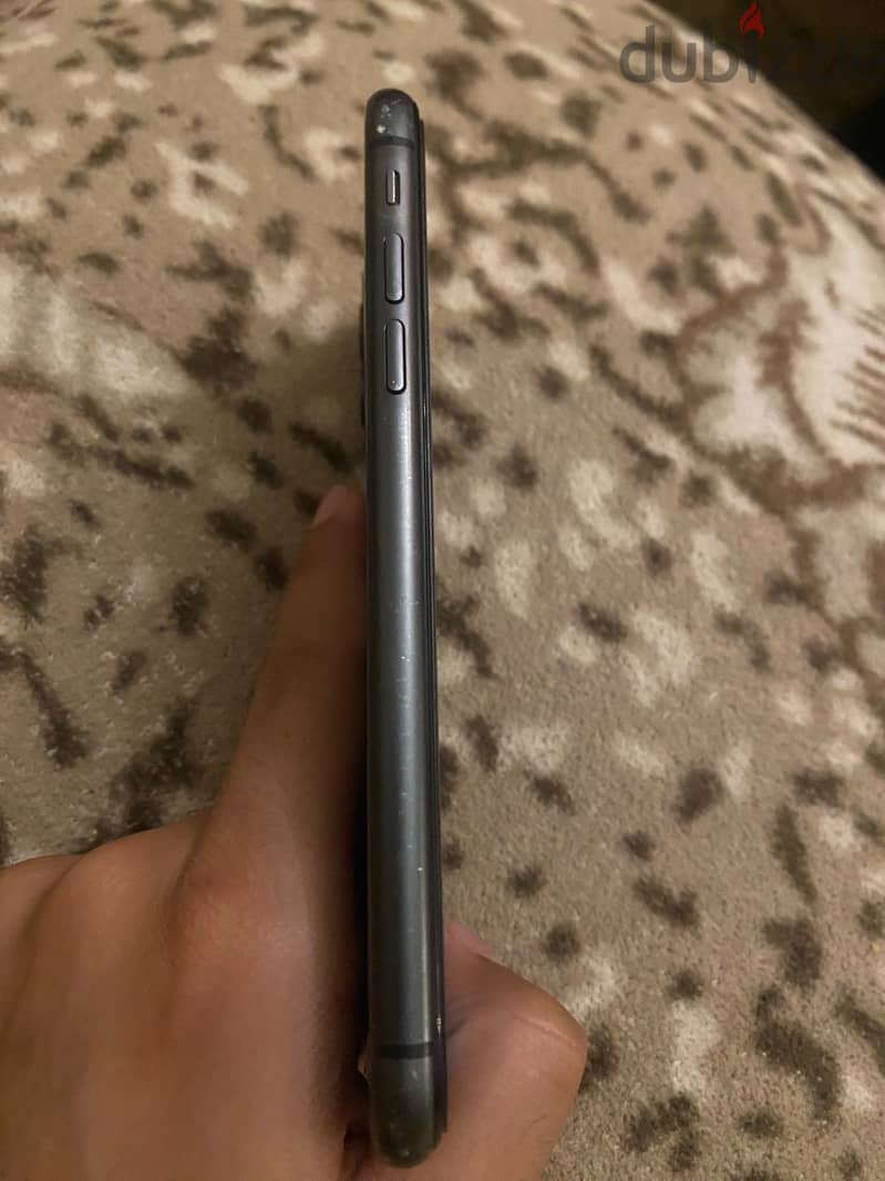 Apple - iPhone 11 1