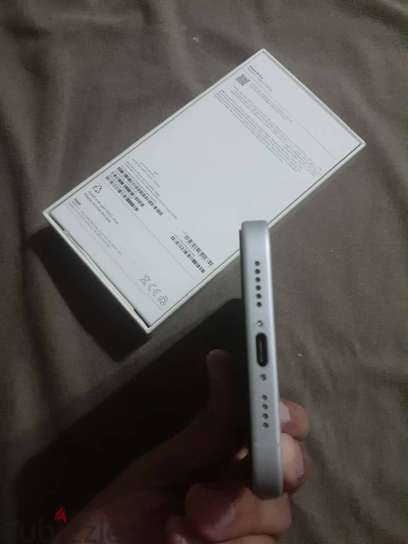 Apple - iPhone 16 Plus 4