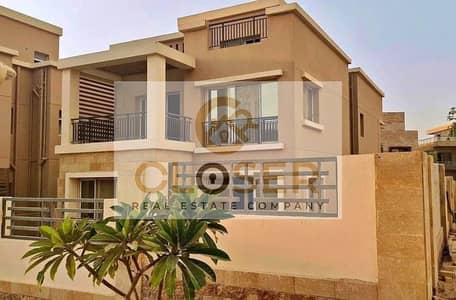 Last townhouse for sale, corner unit, best layout in the compound, prime location on the master plan