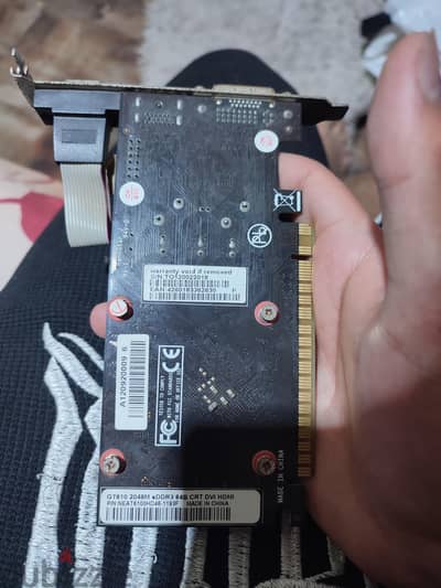 كارت شاشة Nvidia GT 610 2GB بحالة ممتازة - للبيع