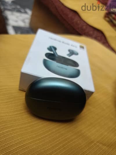 REALME BUDS AIR6 بالكرتونة