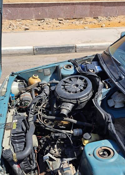 رينو 9 1990