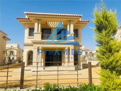 Independent villa D3 at a commercial price in Madinaty, 290m buildings, delivery in 2027, old contract, and large land