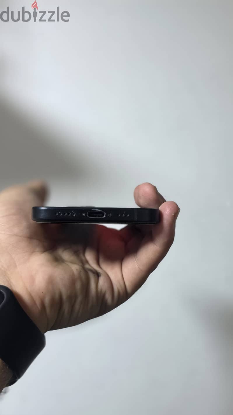 Apple - iPhone 15 4