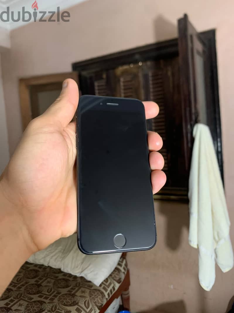 IPHONE 8 1