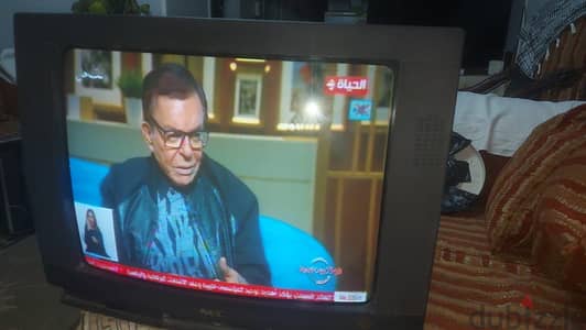 تليفزيون  NEC ياباني ٢٦ بوصة