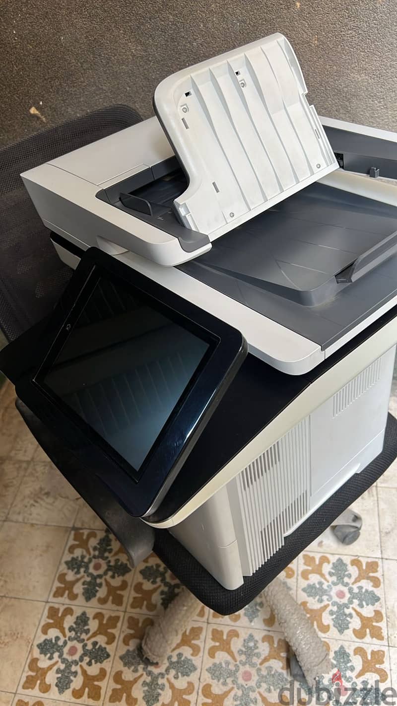طابعة HP m527 2