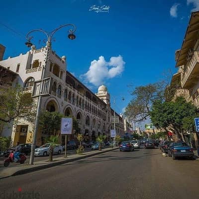 للبيع ٣٠٠ متر شقة في ارقى منطة في الكوربة شارع كيلوباترا