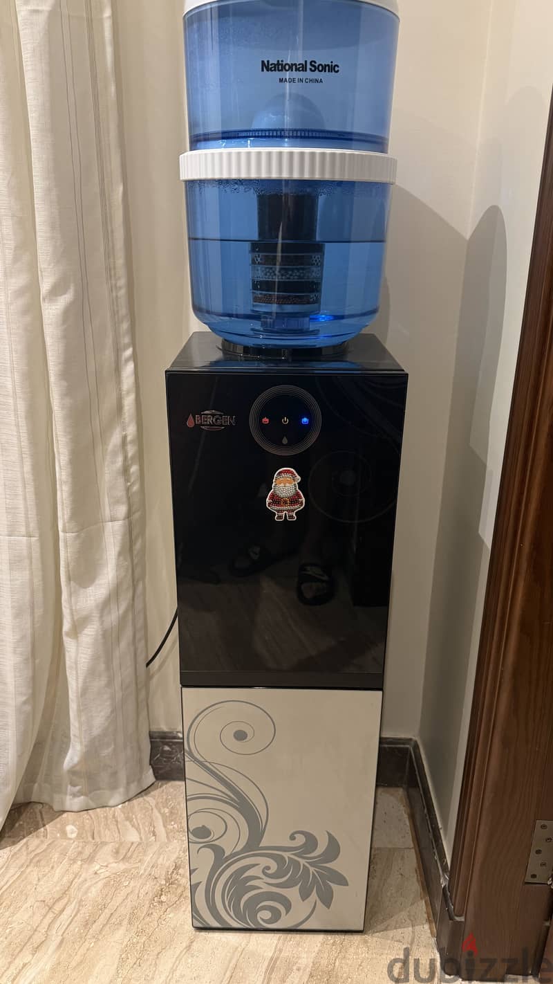 Bergen water dispenser 1