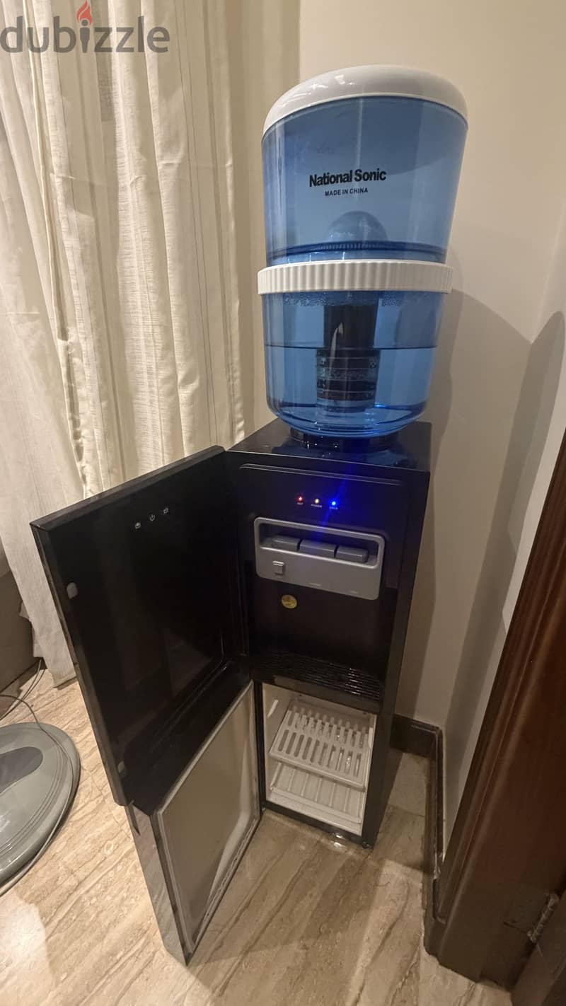Bergen water dispenser 2