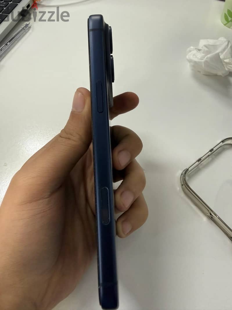 Apple - iPhone 17 Pro Max 3