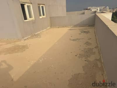 فيلا مستقله للبيع كمبوند باتيو الزهراء نصف تشطيب موقع مميز