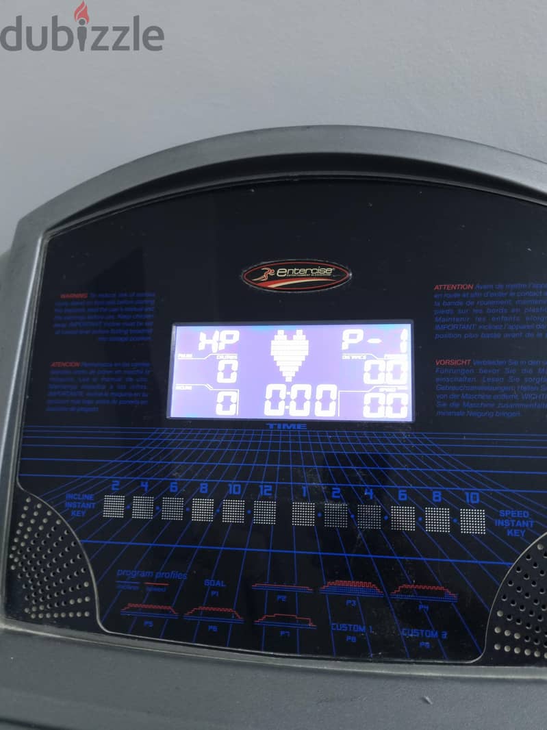 Entercise treadmill Z-Frame construction 1