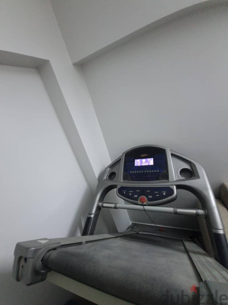Entercise treadmill Z-Frame construction 5