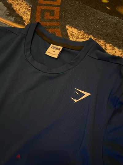 GYMSHARK Tee